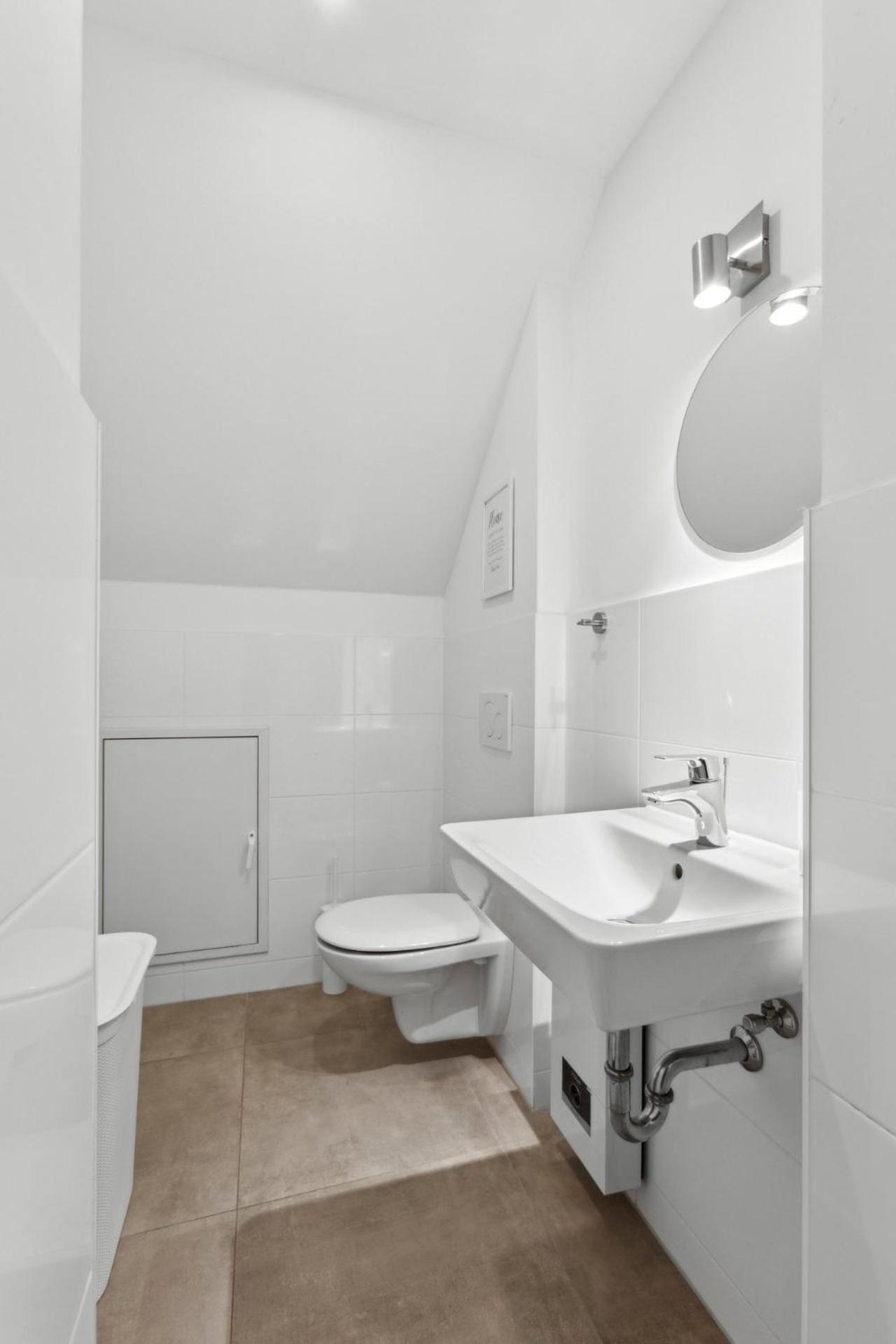 Stylisches 2-Zimmer Ambient Apartment In Alsternaehe Mit Kingsize-Bett & Schlafsofa Hamburg-Harburg Exteriör bild